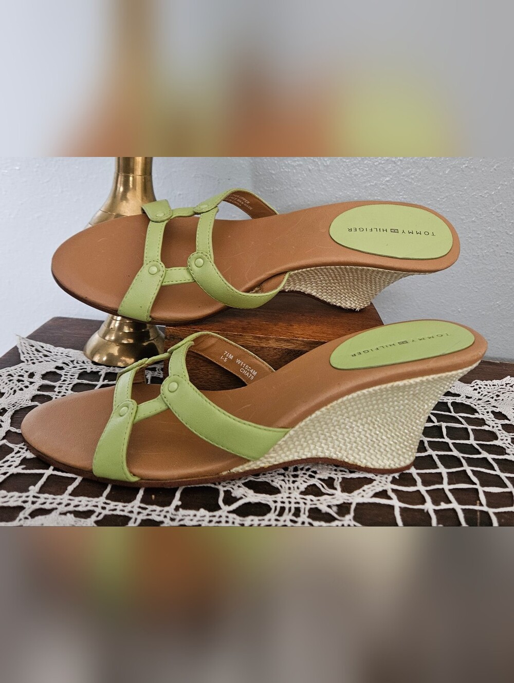 Tommy Hilfiger Retro Breezy Cabanacore Upper Leather Wedge Sandals Size 7.5.